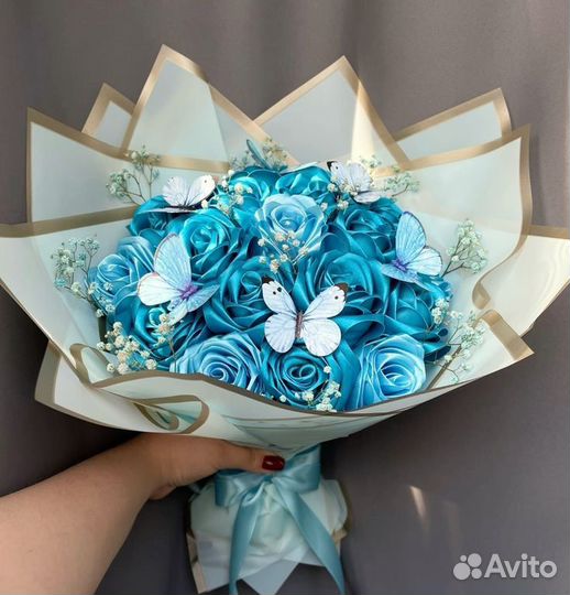 Роза из лент. Подарок маме, девушке