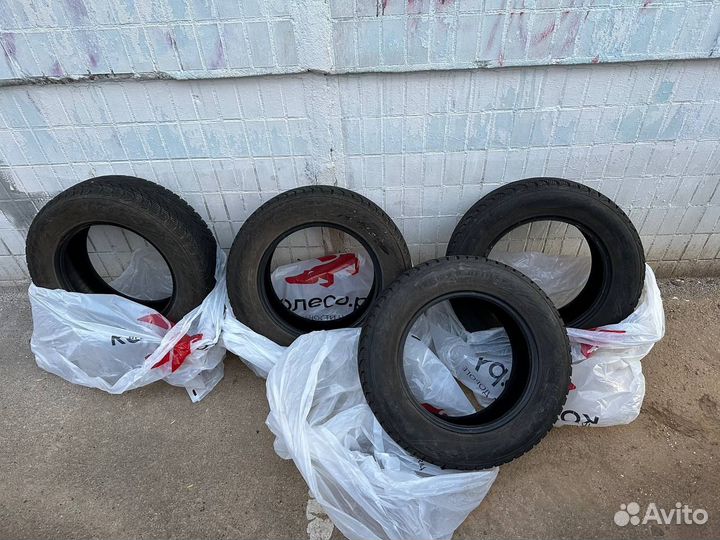 Nokian Tyres Hakkapeliitta R2 195/65 R15