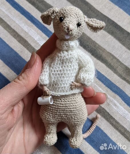 Вязанная игрушка Мышь