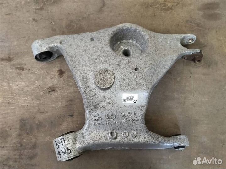 Рычаг задний Jaguar XE X760