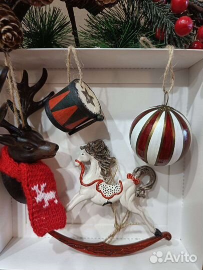 Елочные игрушки