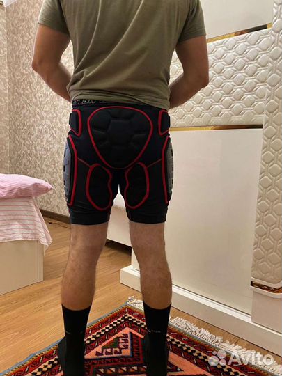 Шорты с защитой