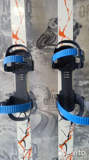 Детские пластиковые лыжи160