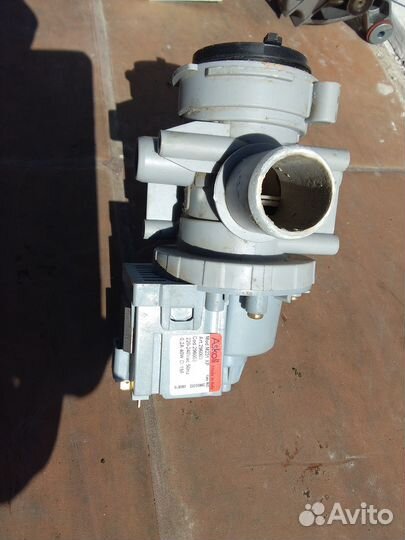 Электродвигатель на стиральную машину