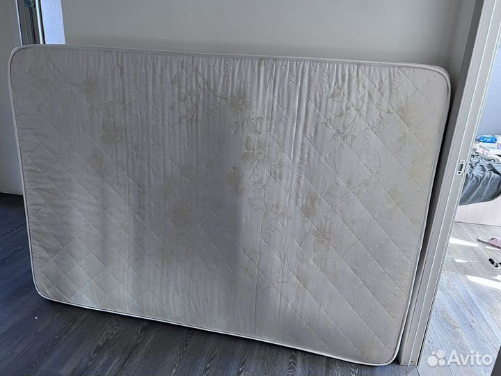 Матрас 140*200см