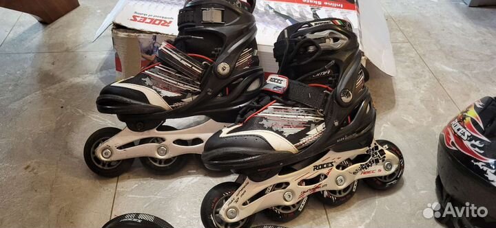Ролики раздвижные р.30-35. +защита, шлем