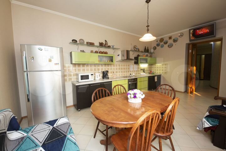 3-к. квартира, 120 м², 7/7 эт.