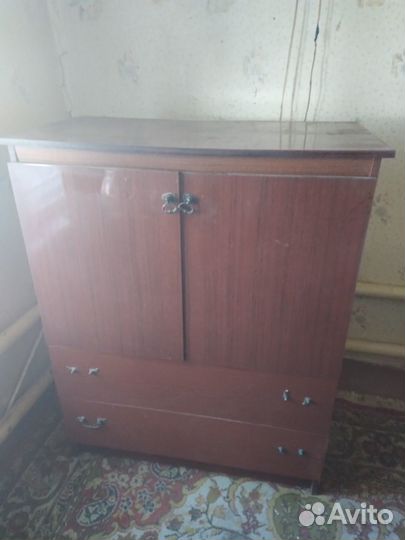 Шкафы и комоды бу