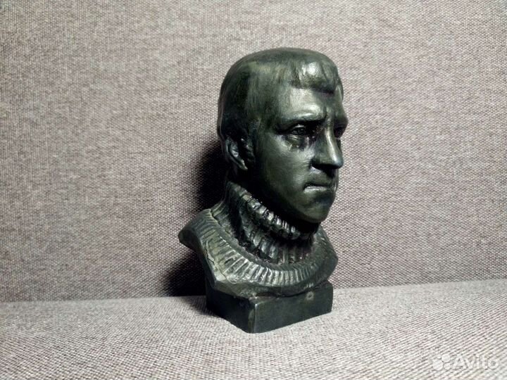 Бюст Высоцкий