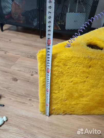 Домик для кошки с когтеточкой бу