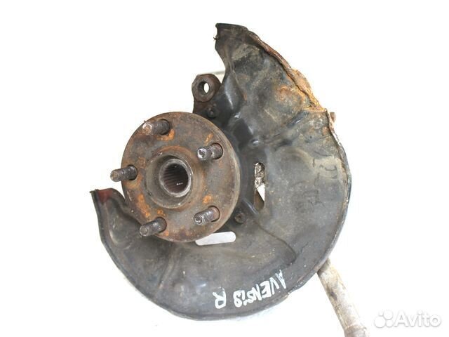 Кулак поворотный правый Toyota Avensis