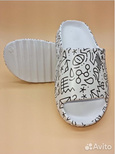 Шлепки женские