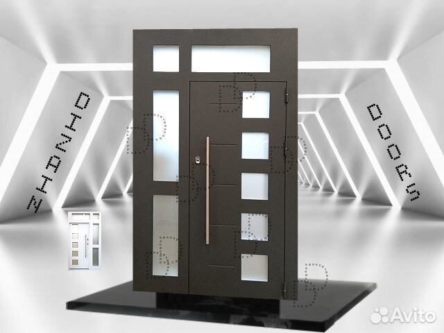 Уличная Железная дверь с верхней фрамугой