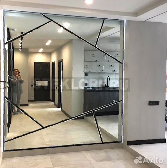 Зеркальное панно