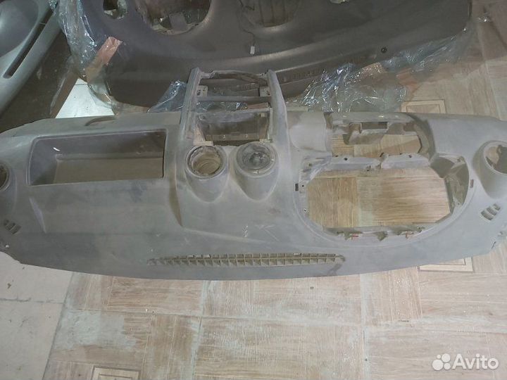 Торпедо Renault Logan LM05 K4M 2008