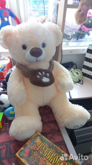 Плюшевый медведь большой