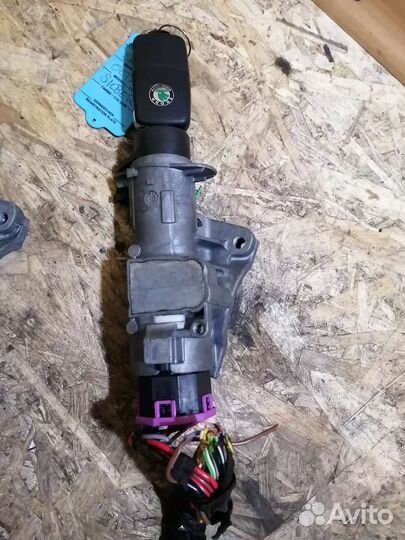 Замок Зажигания Шкода Октавия Тур