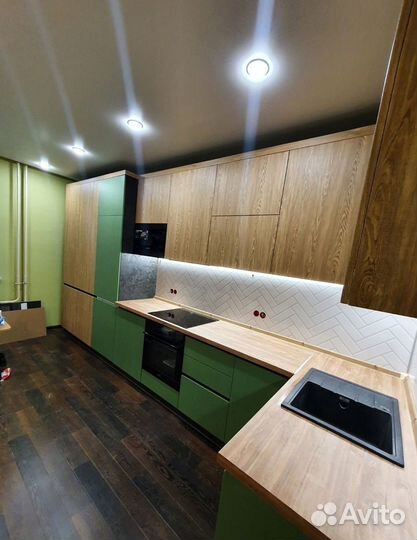 Кухня в потолок на заказ в Ялте