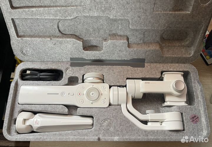 Стабилизатор Zhiyun Smooth 4