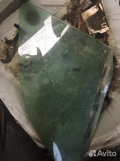 Стекло переднее L Фольцваген Бора/ Volkswagen Bora