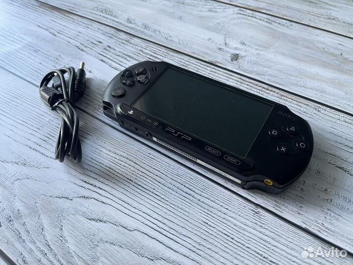Sony PSP e1008 Street 64Gb