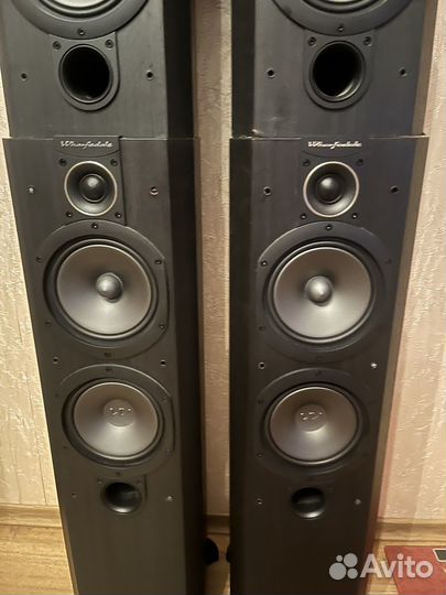 Wharfedale vardus vr 300