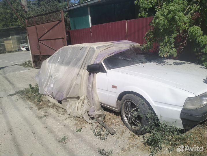 Mazda 626 2.0 МТ, 1986, 377 742 км