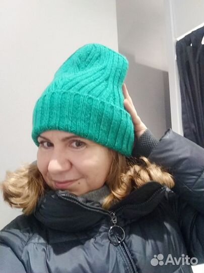 Шапка женская вязаная