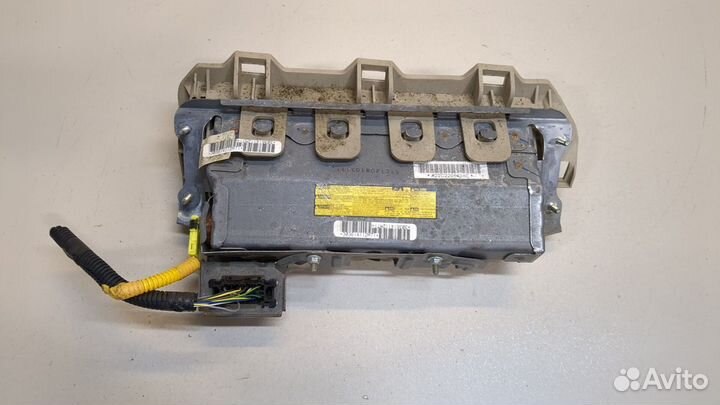 Подушка безопасности коленная Toyota Venza, 2012