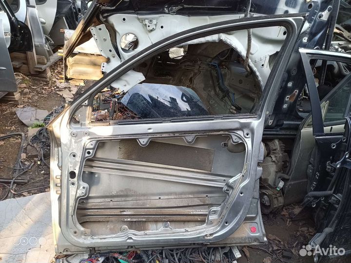 Дверь передняя правая volkswagen passat b5 plus