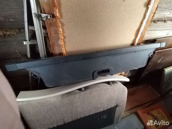 Шторка на багажник