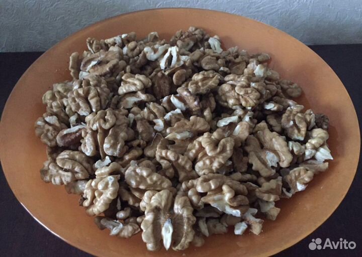 Орех грецкий