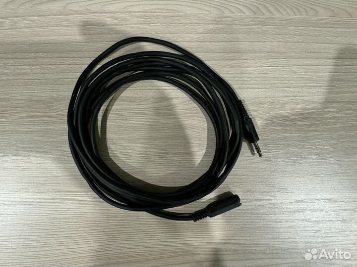 Аудио звуковой кабель провод микрофонный