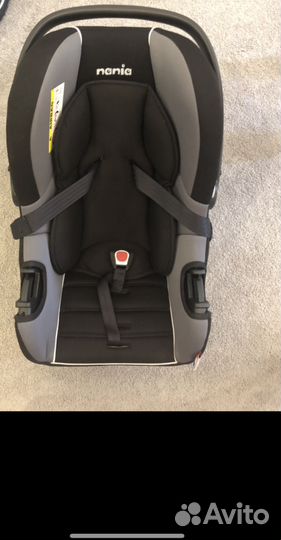 Автомобильное кресло