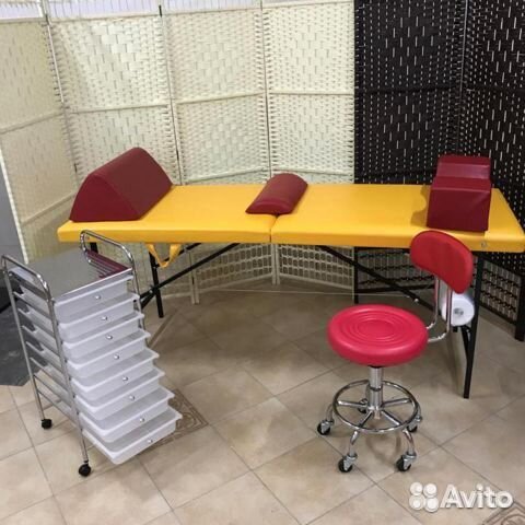 Кушетка, Массажный стол