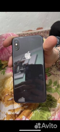 iPhone X, 64 ГБ