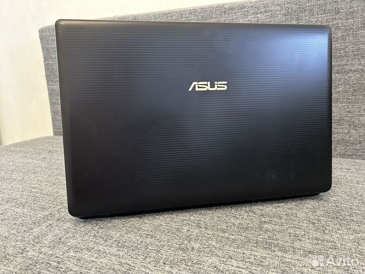 Asus K75 17.3 4ядра/8GB/SSD+HDD/Radeon 7660