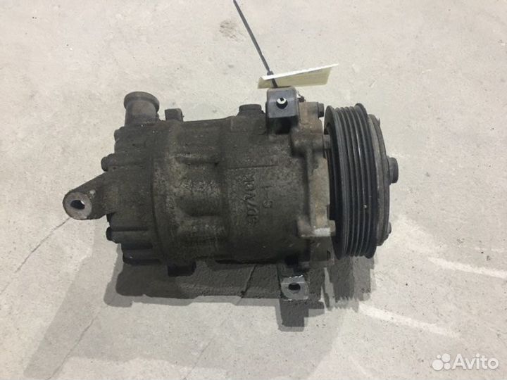 Компрессор кондиционера Opel Vectra C 1.8 I 2006