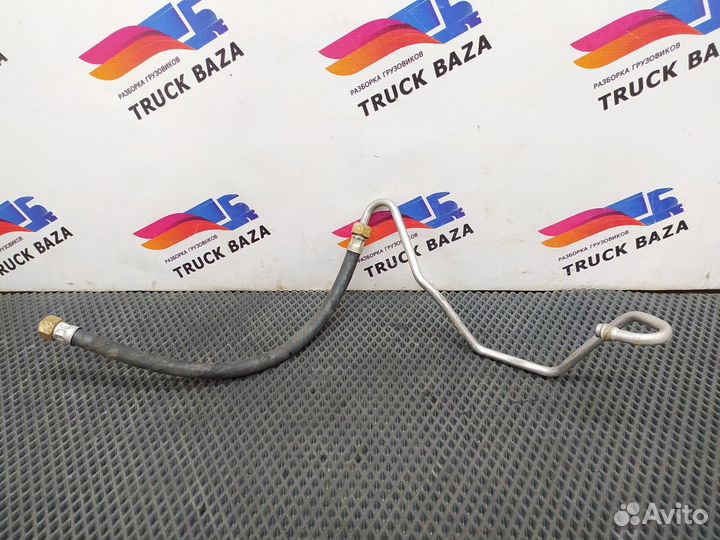 81512010415 Шланг тормозной передний левый