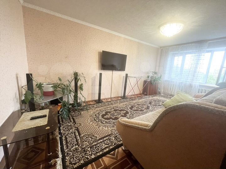 2-к. квартира, 54 м², 5/5 эт.