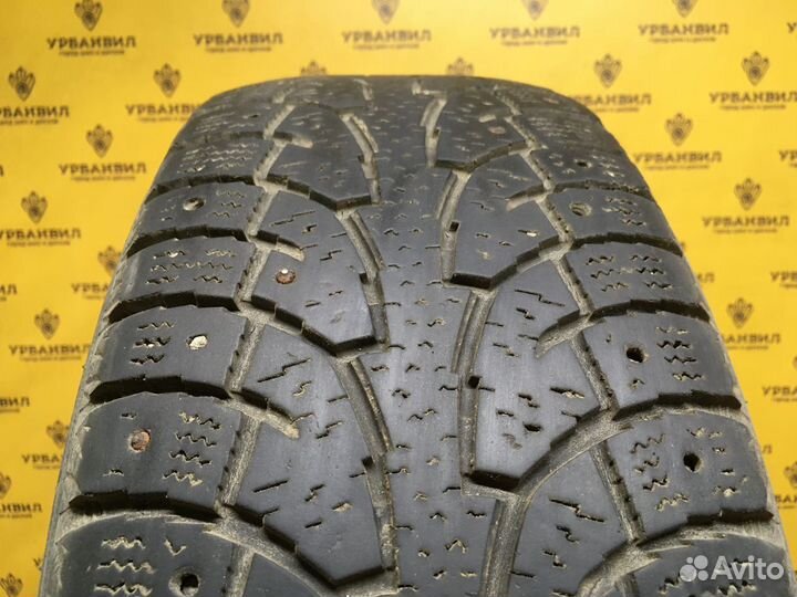 Hankook Winter I'Pike 215/60 R17 96T