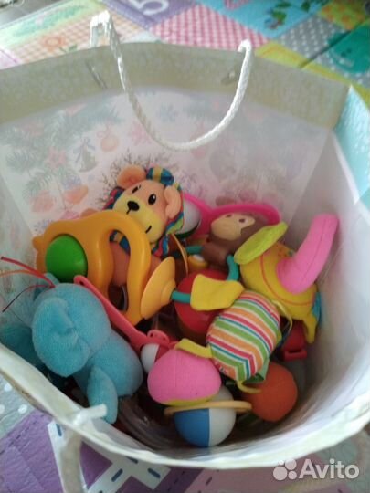 Игрушки погремушки пакетом