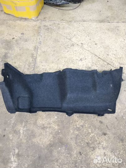 Обшивка багажника Б/У GS1M68850BGS1M68870B