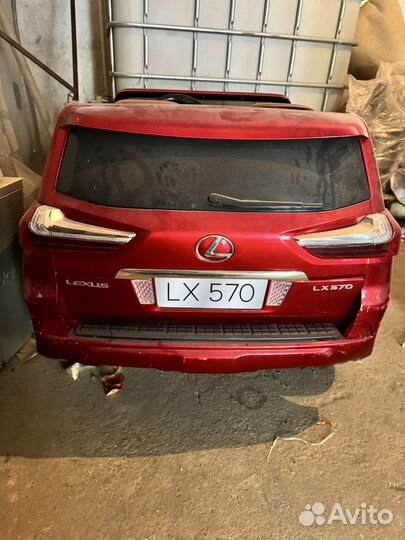 Детская машина электромобиль с пультом