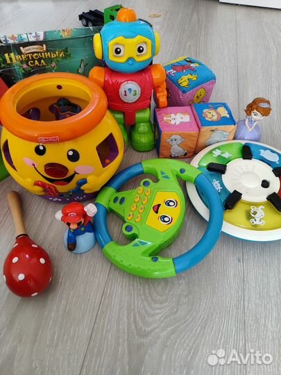 Развивающие игрушки пакетом