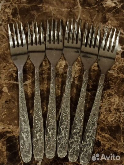 Комплекты новых столовых приборов. Кольчугино СССР