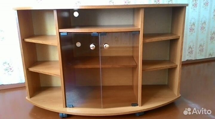 Тумбочка под телевизор