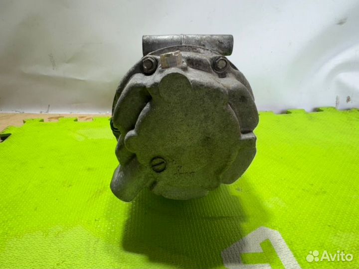 Компрессор кондиционера Toyota Rav 4 XA50 2.5