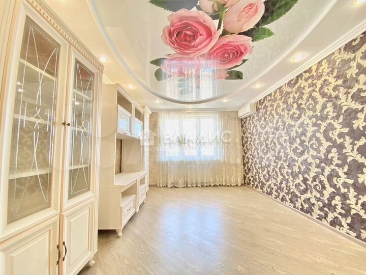 2-к. квартира, 67 м², 5/17 эт.