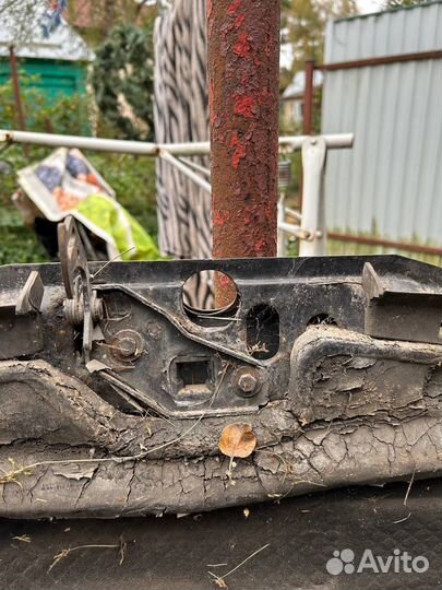 Капот mercedes w124